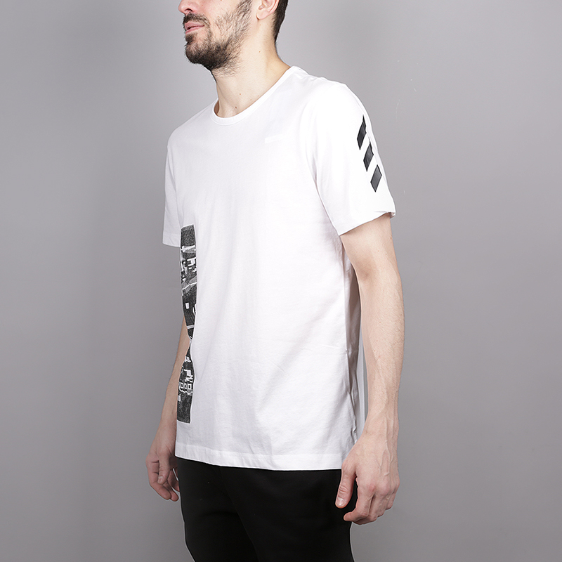 мужская белая футболка adidas Harden Tee 2 CE7305 - цена, описание, фото 3